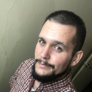 Meet your Posher, Levi